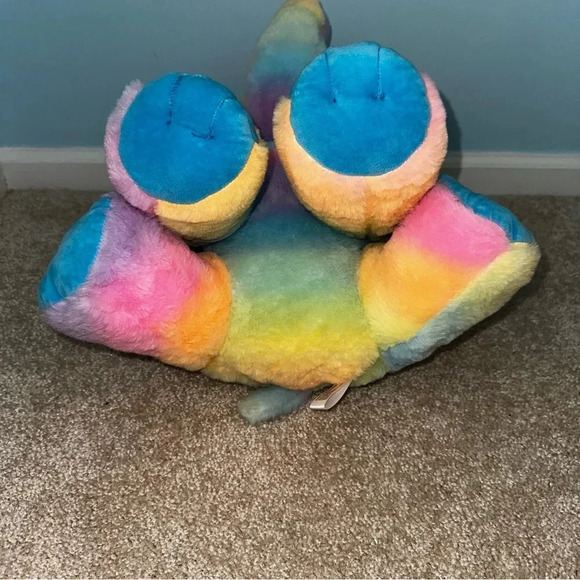 Peek-a-Boo Plush Tye Dye Rainbow Elephant Like New Condition 16.5 inches tall - Picture 6 of 13